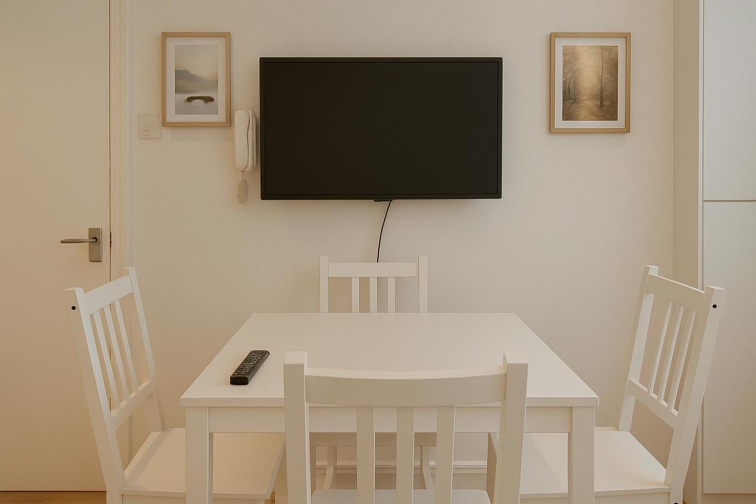2 Bedroom Apartment Nr City Centre, Uni & Parks Cardiff Luaran gambar